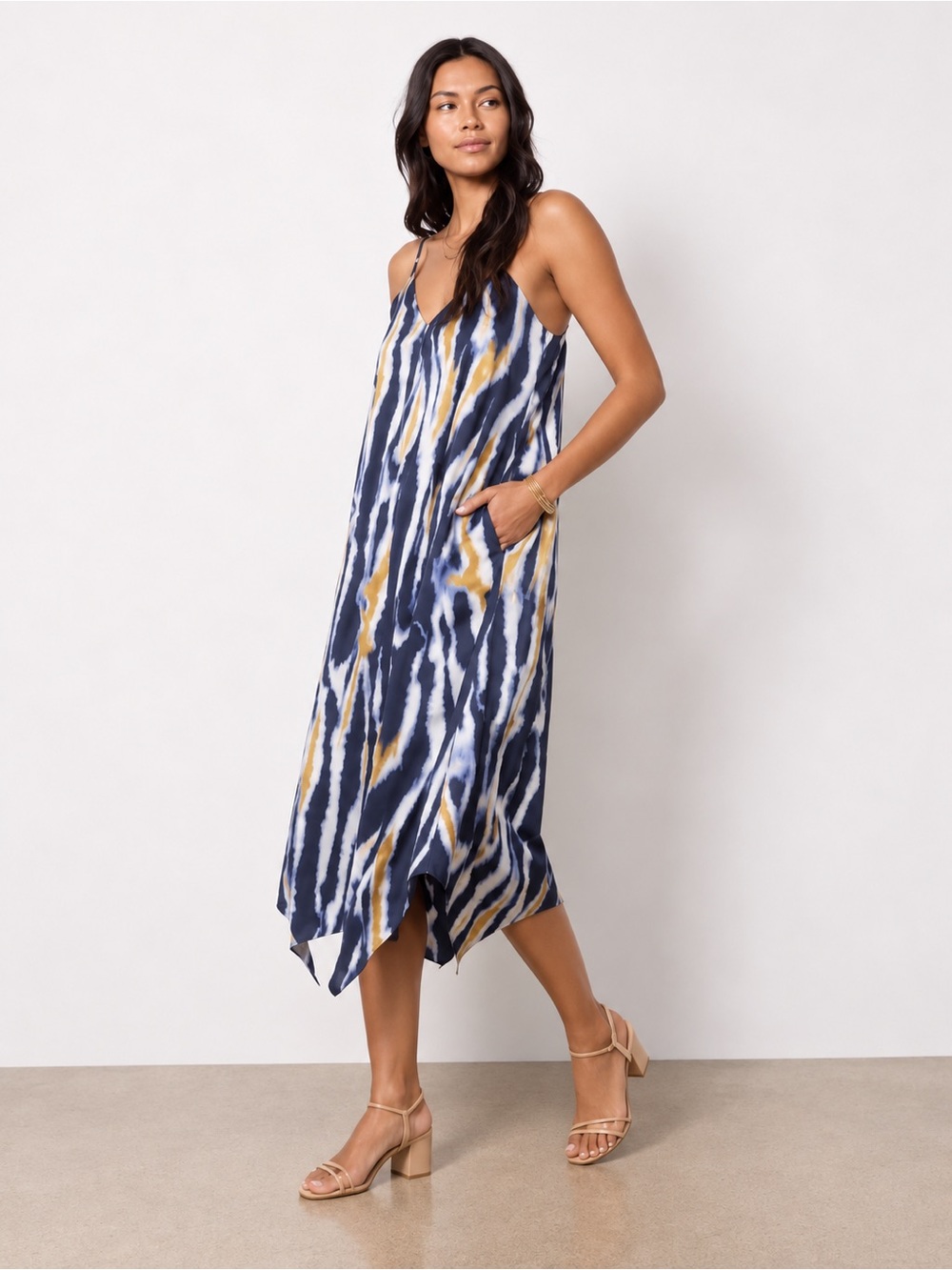 Evereve Abstract Print Handkerchief Midi Dress
